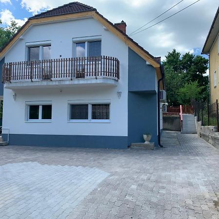 Borsi Apartman Balatonalmádi Dış mekan fotoğraf