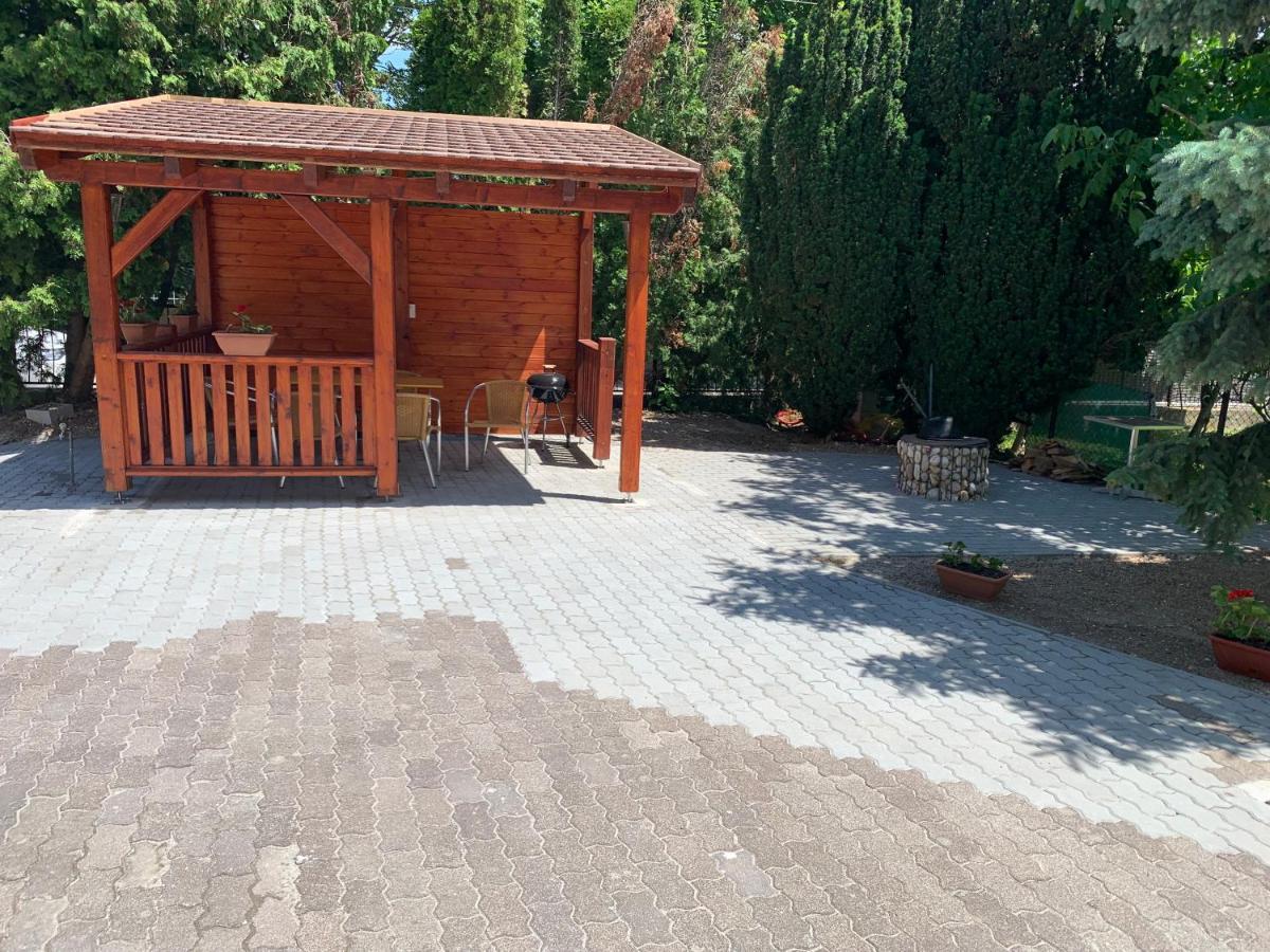 Borsi Apartman Balatonalmádi Dış mekan fotoğraf