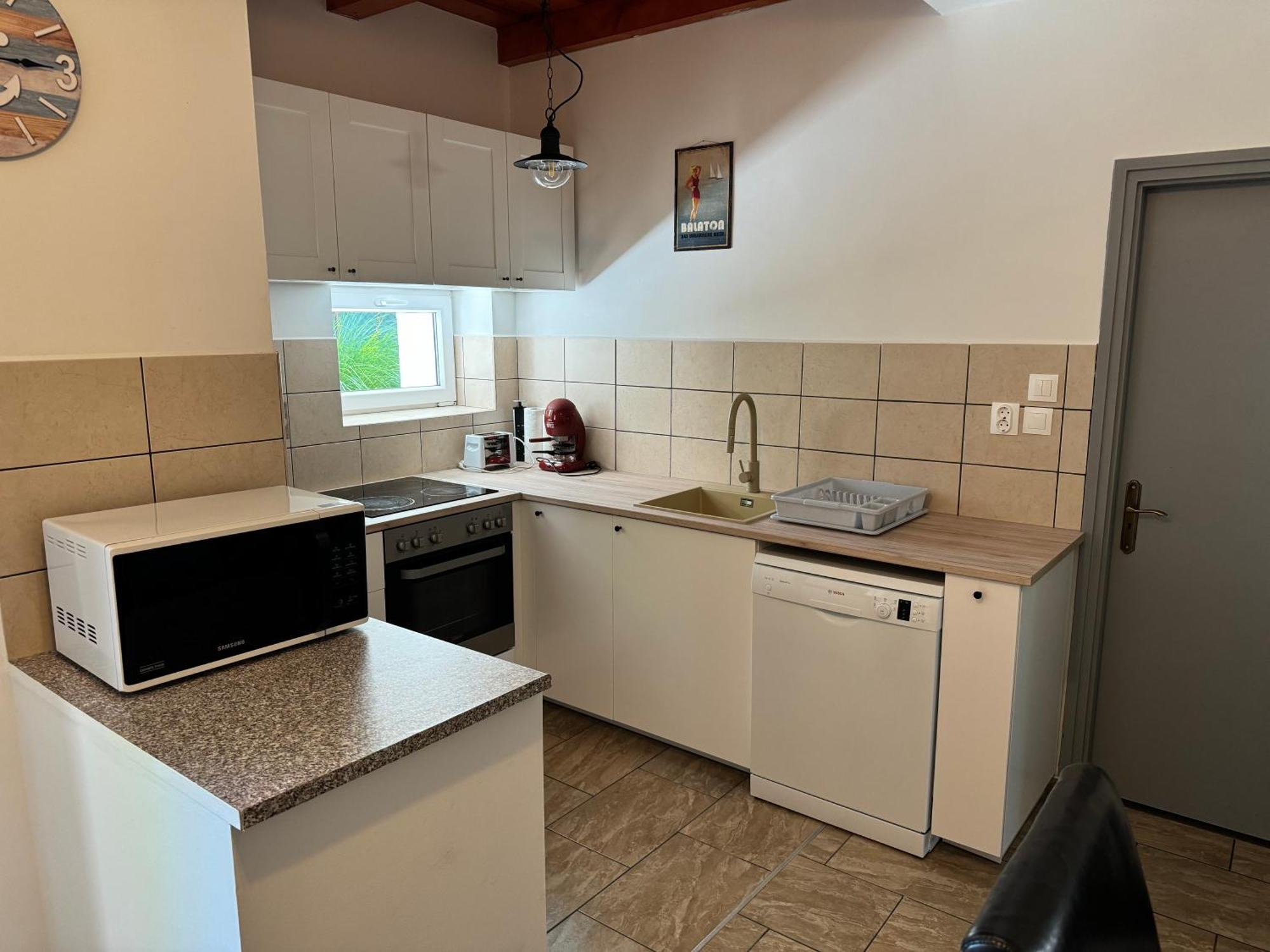 Borsi Apartman Balatonalmádi Dış mekan fotoğraf